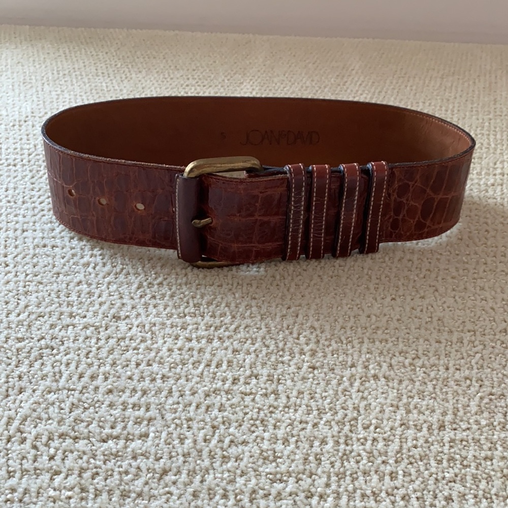 Joan & David Belt Size Small (Vintage)